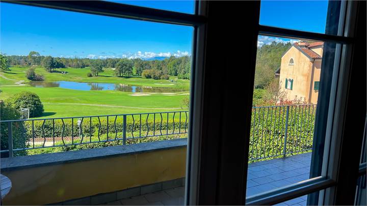 Bogogno - quadrilocale all'interno del Bogogno Golf Resort